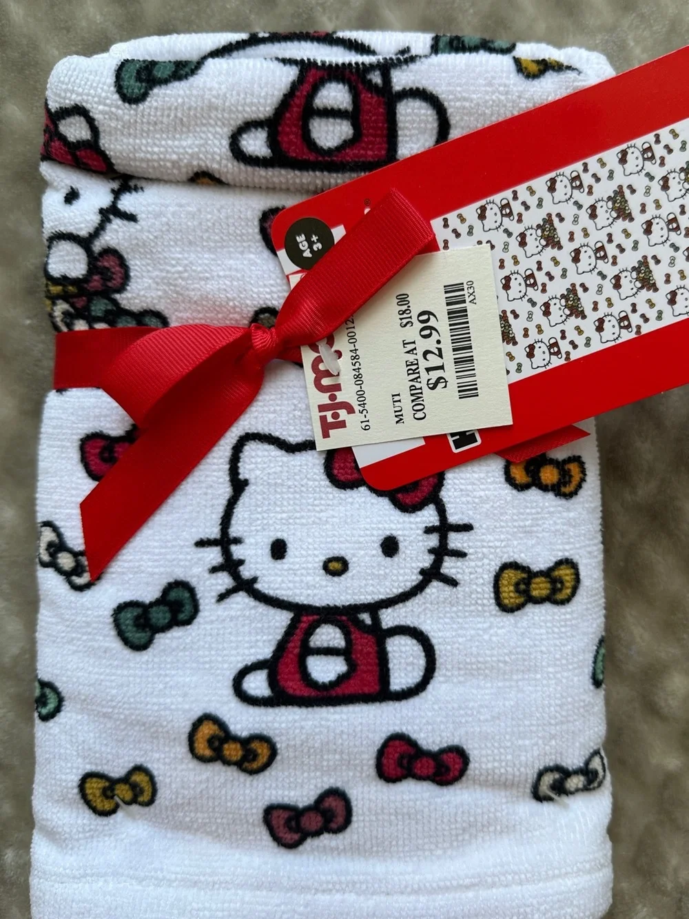Hello Kitty Fall Bows Hand Towels